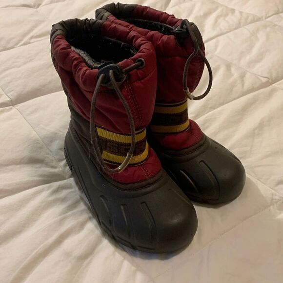 SORELS snow boots, good condition, kids size 12 - Picture 1 of 7